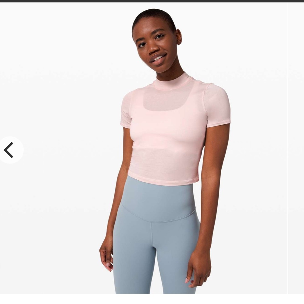 Lululemon Kitsilano Mock Neck Short Sleeve  Tee Shirt in Misty Pink Size 4